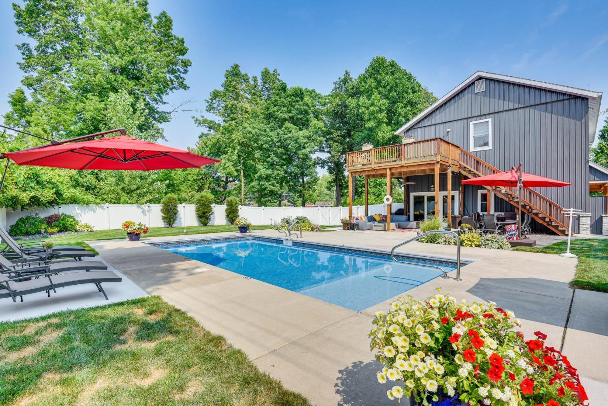 Benton Harbor Apt With Balcony And Shared Fire Pit Zewnętrze zdjęcie