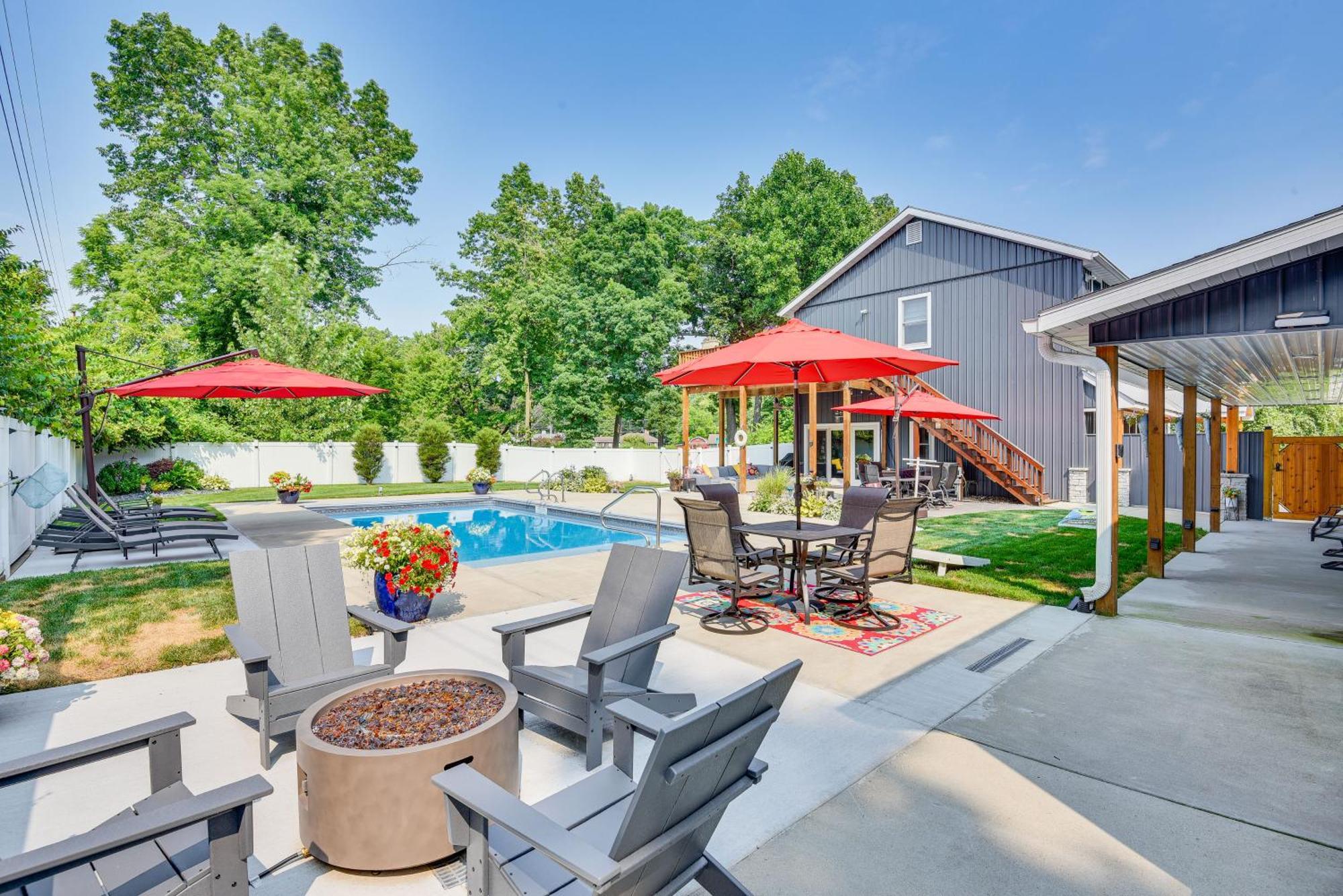 Benton Harbor Apt With Balcony And Shared Fire Pit Zewnętrze zdjęcie
